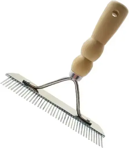 Rake Wooden Grip Handle Pet Hair Grooming Combs Wholesale Deshedding Undercoat Rake for Dogs